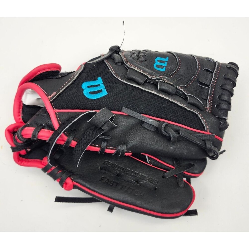 Wilson Flash 11" AO4RF2211 Fast Pitch Softball Glove Mitt RH Throw